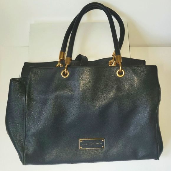 Marc Jacobs Handbags - Marc Jacobs tote